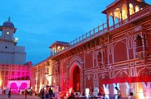 From Delhi: 2-Day Private Golden Triangle Tour to Agra and Jaipur