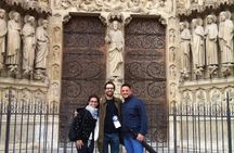 Notre Dame & Ile de la Cité Private 2-Hour Walking Tour in Paris