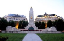 Budapest Night Walking Tour with Danube River Cruise