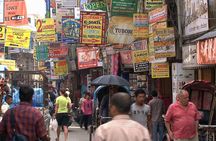 3-Hour Thamel Sightseeing Tour by Rickshaw in Kathmandu