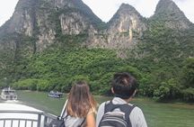 1-day Guilin Li River Cruise and Yangshuo Sightseeing Private Tour