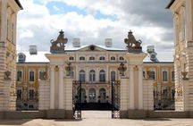 Full-Day Private Trip to Palace and Medieval Castle from Riga