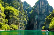 Beijing Private Tour to Badaling Great Wall and Longqing Gorge with Boat Ride