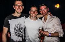 Warsaw: VIP Nightclub Tour: Bars, Clubs, and Limousine