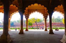 Same Day Taj Mahal and Agra Tour from Pune with Return Flights
