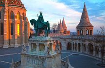 Buda Castle Walking Tour with Matthias church entry, Cake&Coffee