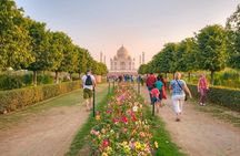 2-Days Private Taj Mahal Sunrise Tour from Mumbai by Round Trip Flights