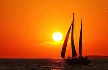 Sunset Sail in Key West with Beverages Included 