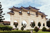 Highlights & Hidden Gems With Locals: Best of Taipei Private Tour