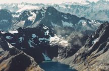 Half-Day Milford Sound Flight and Cruise from Queenstown