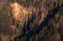Mt. Hood & Multnomah Falls Scenic Flight by Envi Adventures