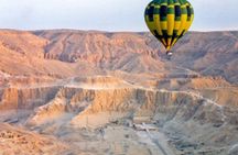 Luxor : Flying on Hot Air Balloon for Sunrise