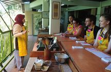 Traditional Malaysian Cooking Class with Market Tour