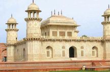 Approved Tour Guide in Agra full-day