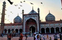 Old Delhi Bazaar Walk & Haveli Visit Tour