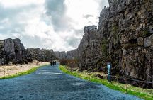 Small-Group Golden Circle Full-Day Tour from Reykjavik