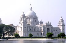 Kolkata tour in private car with guide & lunch for immersive cultural experience