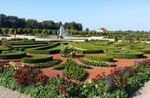 Full-Day Tour to the Hill of Crosses and Rundale Palace in Latvia from Vilnius