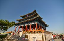 2-Hour Beijing Private Jingshan Coal Hill Park and Beihai Park Walking Tour