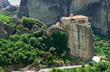 Delphi and Meteora 2 Days Small Group Tour From Athens