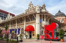 Explore the Wonders of Kuala Lumpur with Petronas Twin Towers
