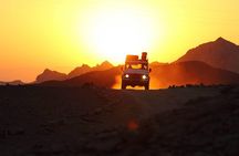 Two hour guided jeep tour in to and around the Ramon crater