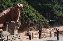 Private Lijiang Day Trip to Upper Tiger Leaping Gorge and Black Dragon Pool