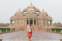 Spiritual Delhi Temples : Full-Day Private Guided Tour