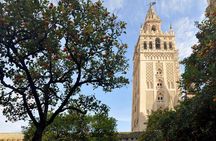 Seville Cathedral & Giralda: Guided Tour with Fast-Track Tickets