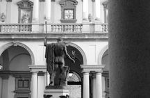 Brera district & Pinacoteca 2-hours guided experience with entrance tickets included