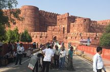 Sunrise Taj Mahal Private Tour from Delhi with Guide