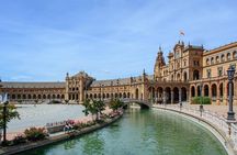 Private 4-hour Walking Tour of Sevilla with official tour guide