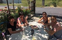 Private tour: Homemade food and wine tasting at my family home