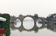 All-inclusive Shanghai City Highlights and Zhujiajiao Water Town Combo Day Tour