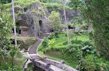 Private full-day tour with hot spring