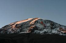 Marangu Route 6 Days 5 Nights/Kilimanjaro Climb 