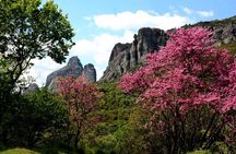 Easy Hiking Adventure at Meteora