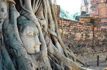 Explore the ancient capital of Ayutthaya by tuk-tuk