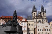Prague Old Town Tour with a Classical Concert