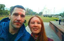 4-Days tour of Agra with Varanasi from Delhi Includes,Hotel,Train Ticket,Vehicle