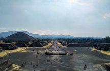 Teotihuacan Pyramids Experience for Small Groups