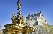 Edinburgh Rail Trip from London with Castle entry and Hop-on Hop-off bus