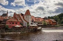 Cesky Krumlov Private day trip from Prague with Lunch and Castle admission