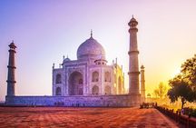 Same Day Taj Mahal and Agra Tour from Mumbai with Return Flights