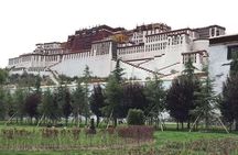 Central Tibet Monastery 6-Day Tour to Lhasa, Gyantse, and Shigatse