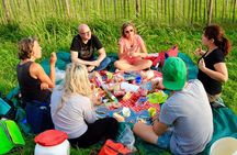 Small-Group Guided Sunset Canoe Tour in Waterland with Dinner