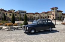Niagara-on-the-Lake Wine Tour with Lunch -Private Tour in Classic English Cab