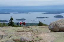 Narrated Bus Tour of Bar Harbor and Acadia National Park (2.5Hr)