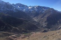 Day Hiking To Tawdja Summit in the Atlas Mountain 