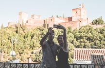 Golden Hour in Granada: Sunset Walking Tour with Play Granada